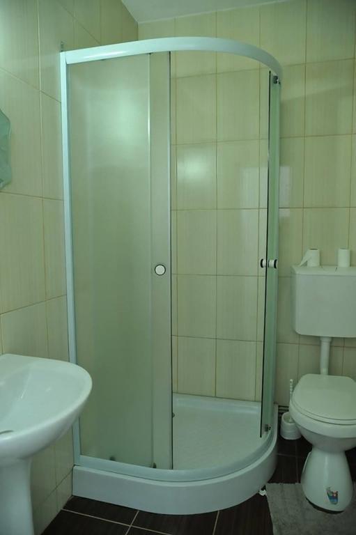 Pensiunea Doli Sighetu Marmaţiei Quarto foto